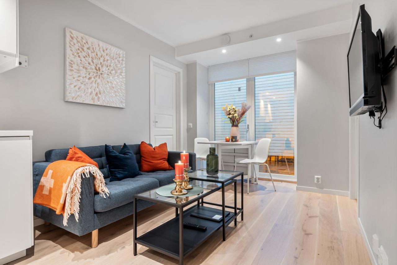 Two-Bedroom Apartment,1057952812:JPEG