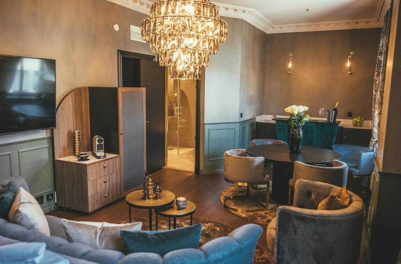 Junior Suite,1124192229:JPEG