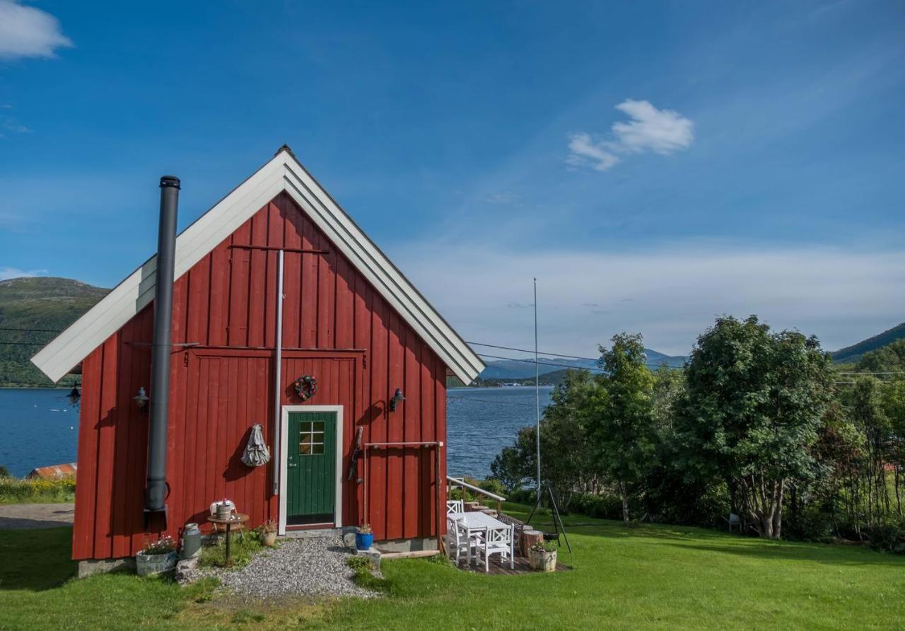 Two-Bedroom Chalet,1143371950:JPEG