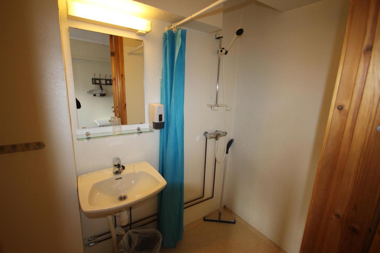 Single Room Private Bathroom