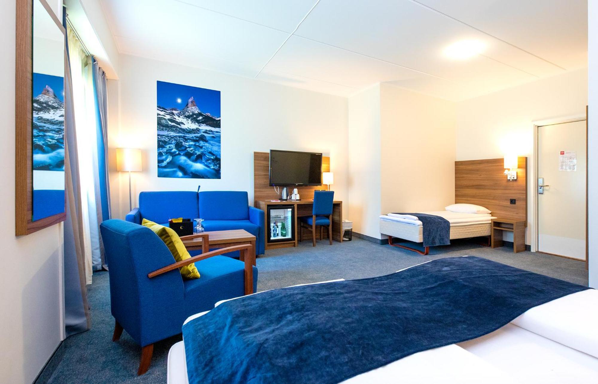 Triple Room,733023595:JPEG