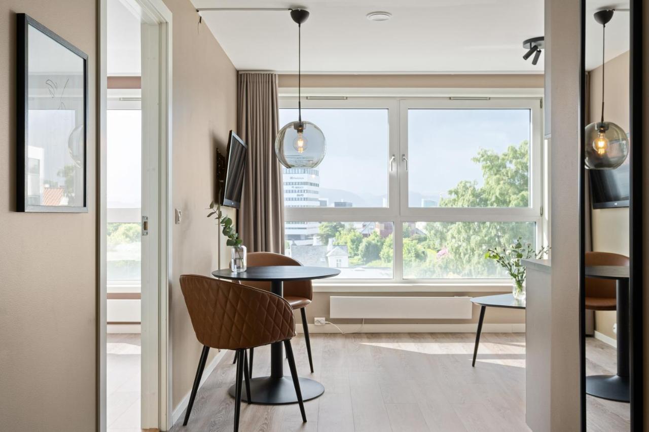 Two-Bedroom Apartment,1370287055:JPEG