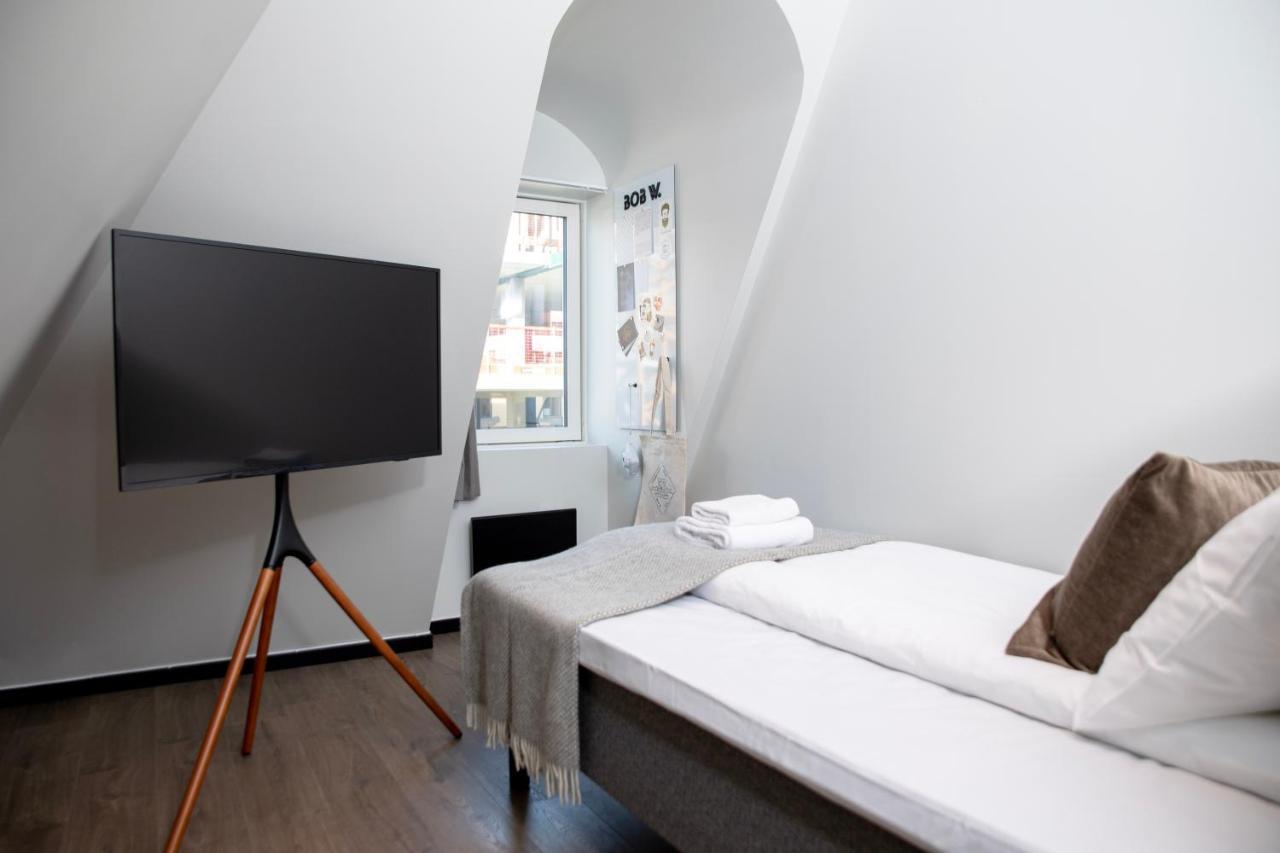 Compact Room - Single