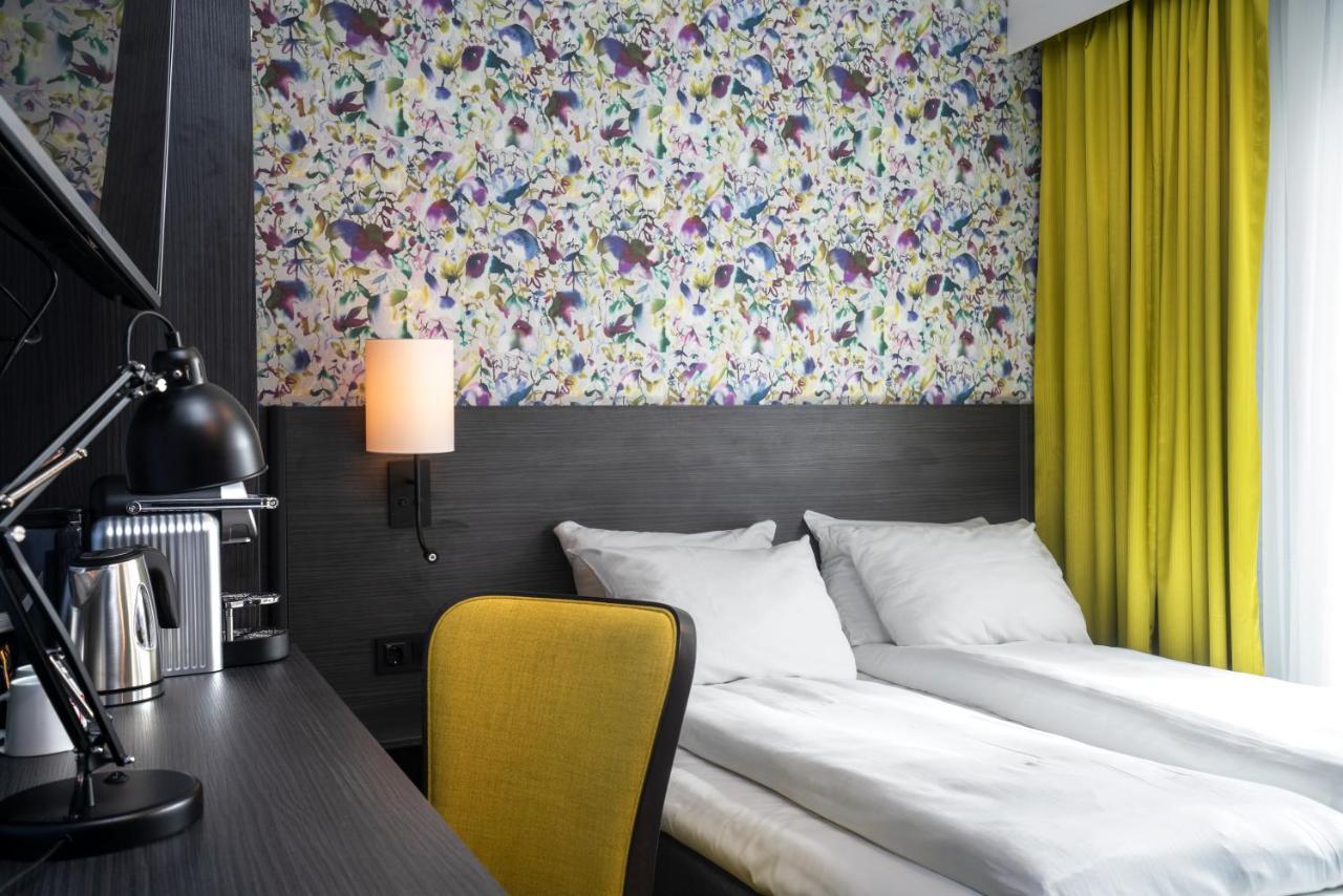 Standard Queen Room,1498956649:JPEG