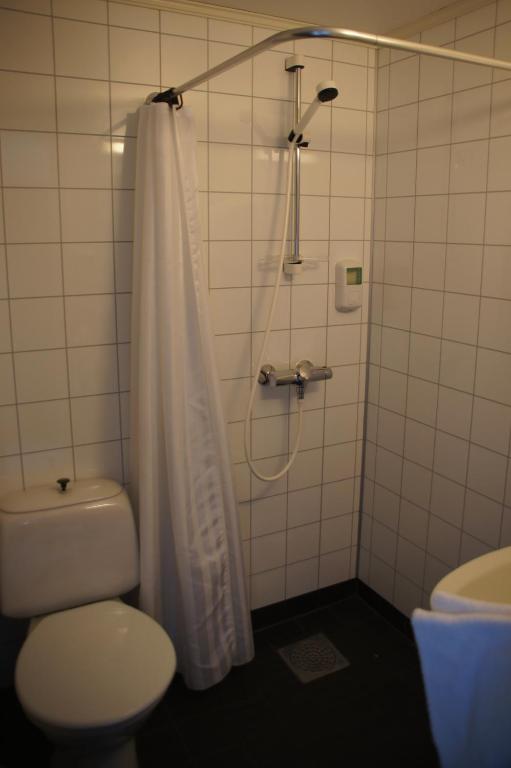 Single Room,56426674:JPEG