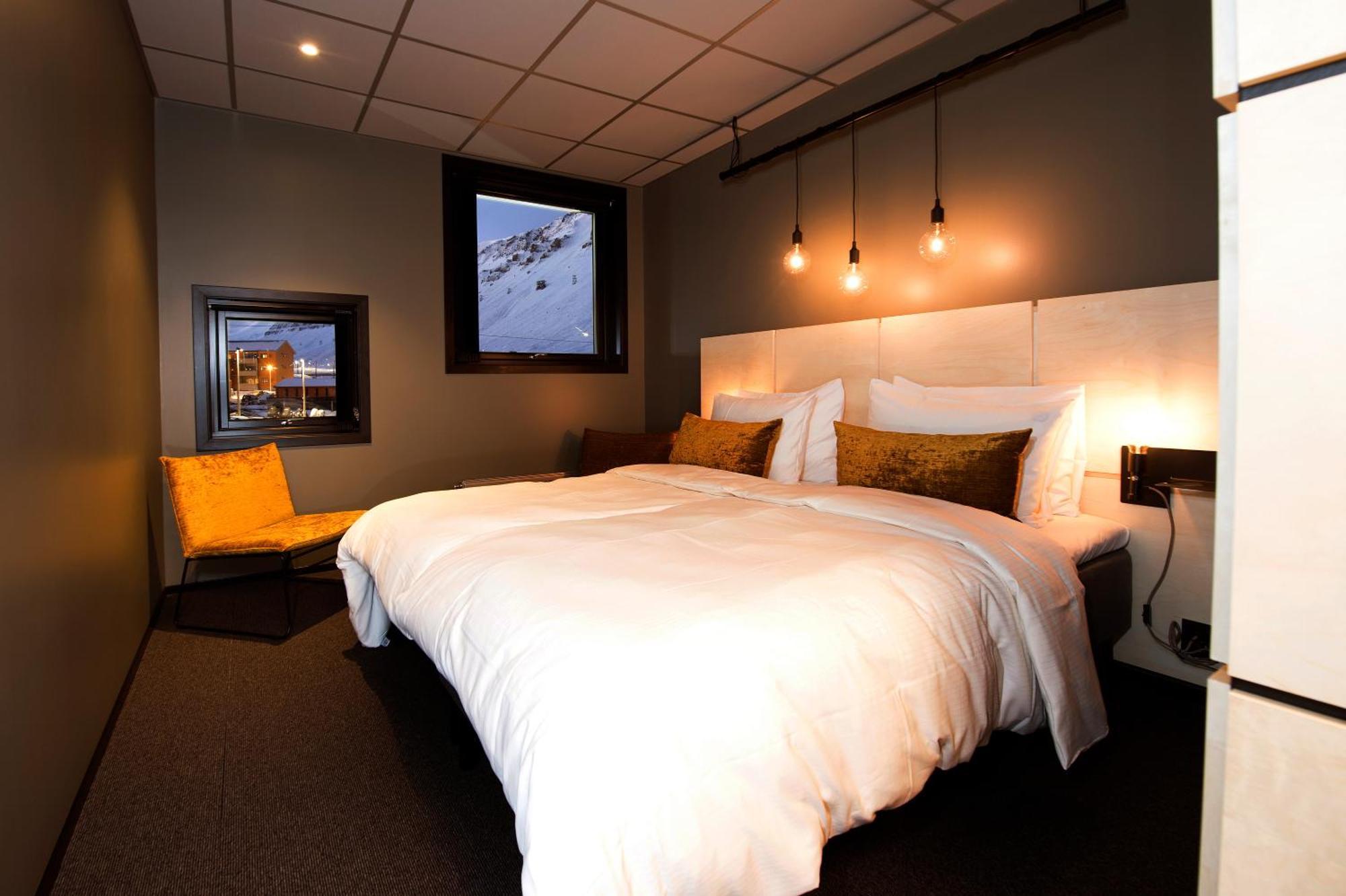 Double Room,1645030781:JPEG