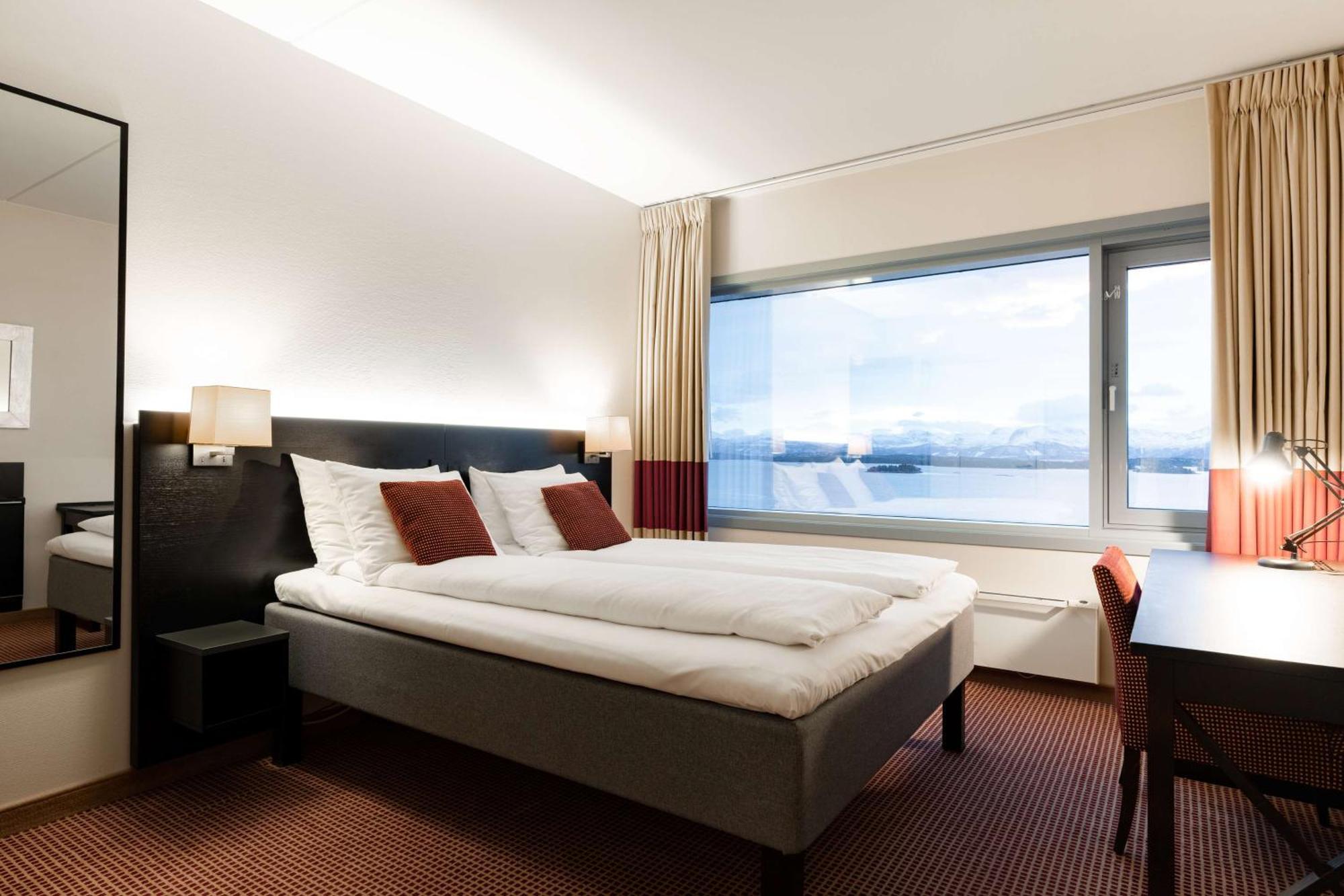 Queen Room,1649887746:JPEG