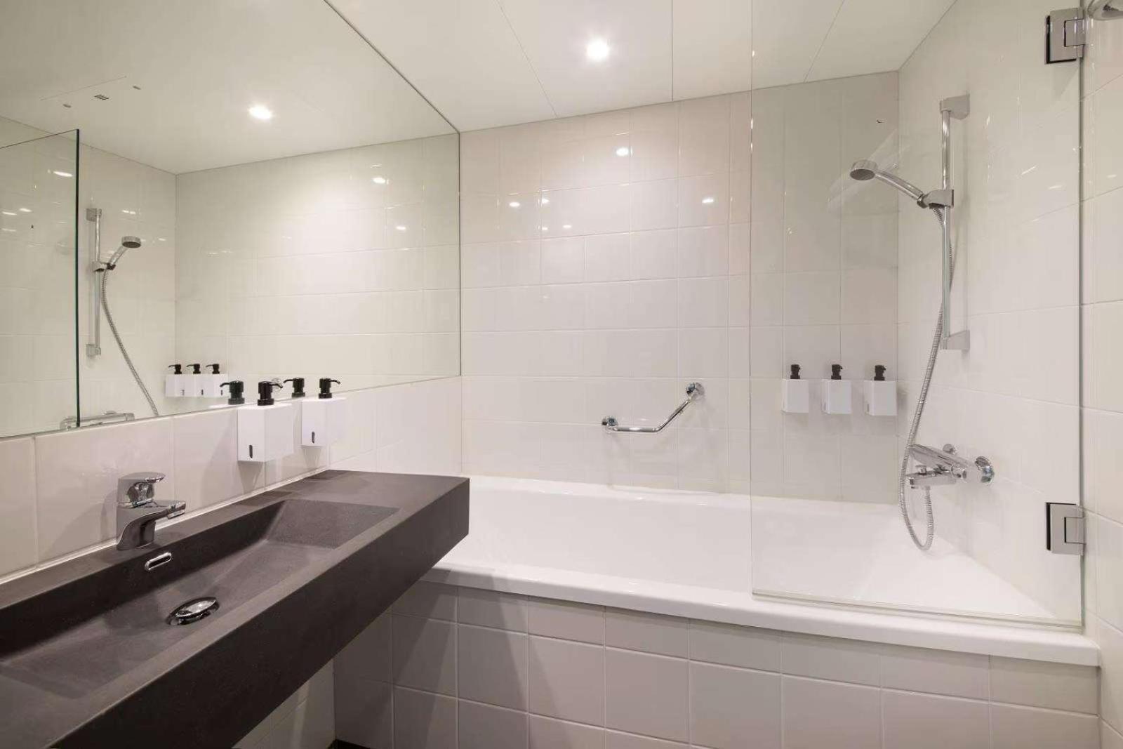 Standard Family Room (2 Adults and 2 Children),1651219617:JPEG