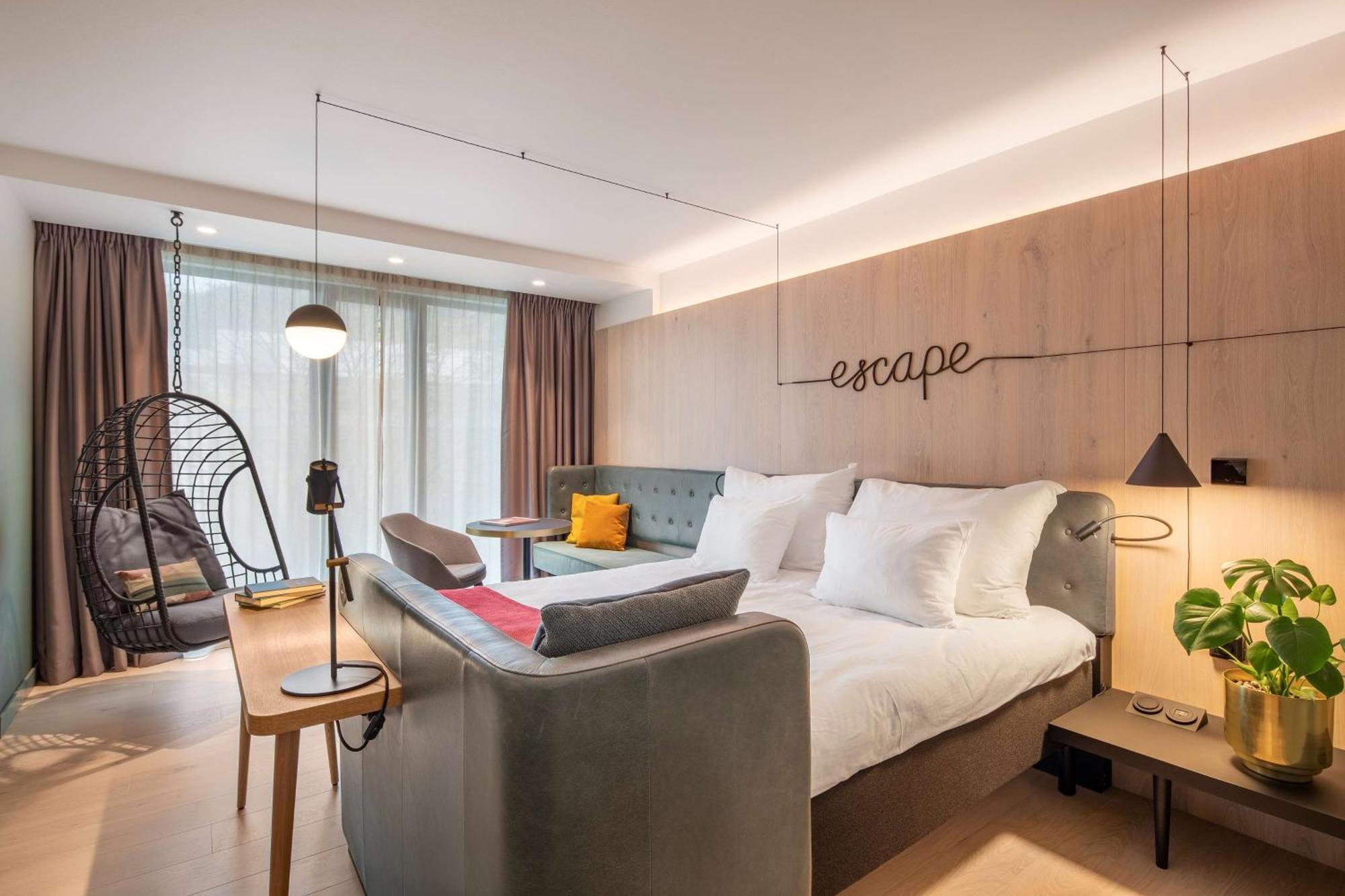 Superior Double Room,1666643707:JPEG