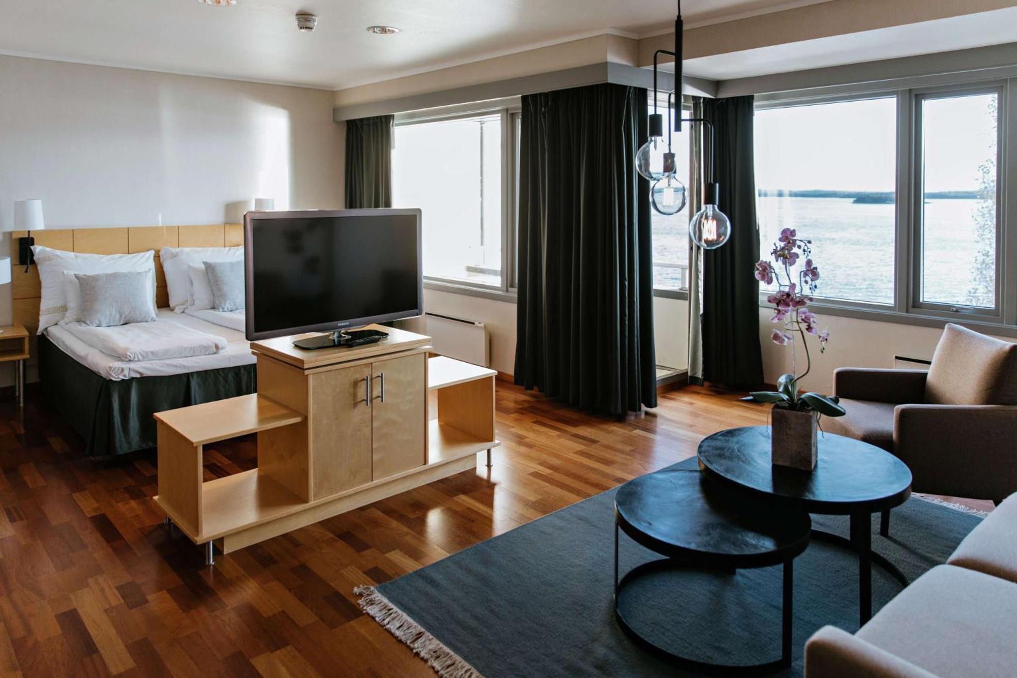 Junior Suite,1672566472:JPEG