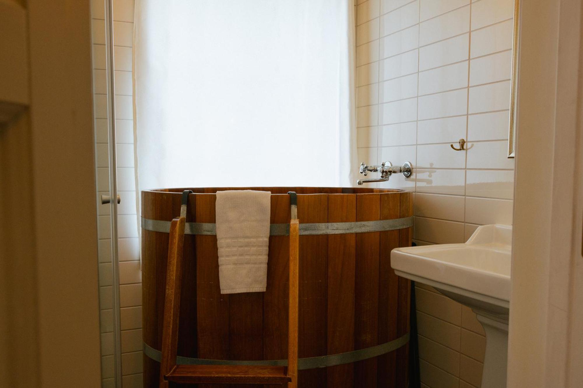 Double or Twin Room Private Bathroom