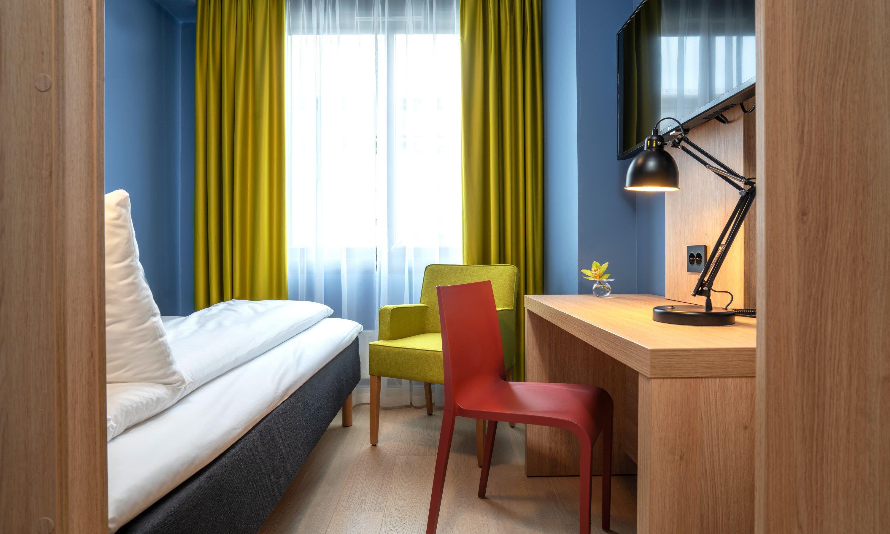 Standard Single Room,1707879717:JPEG
