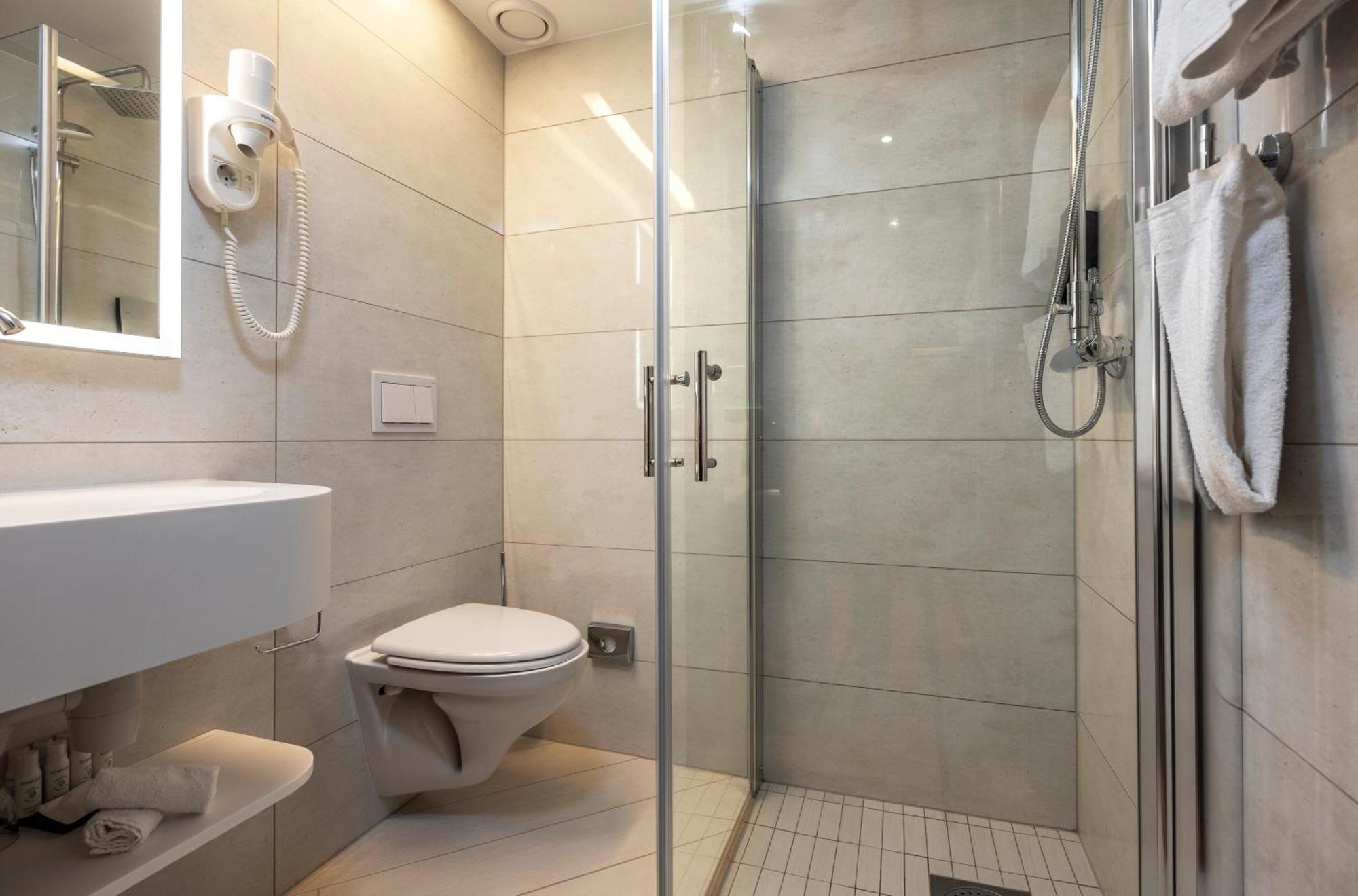 Standard Double Room,1722894608:JPEG