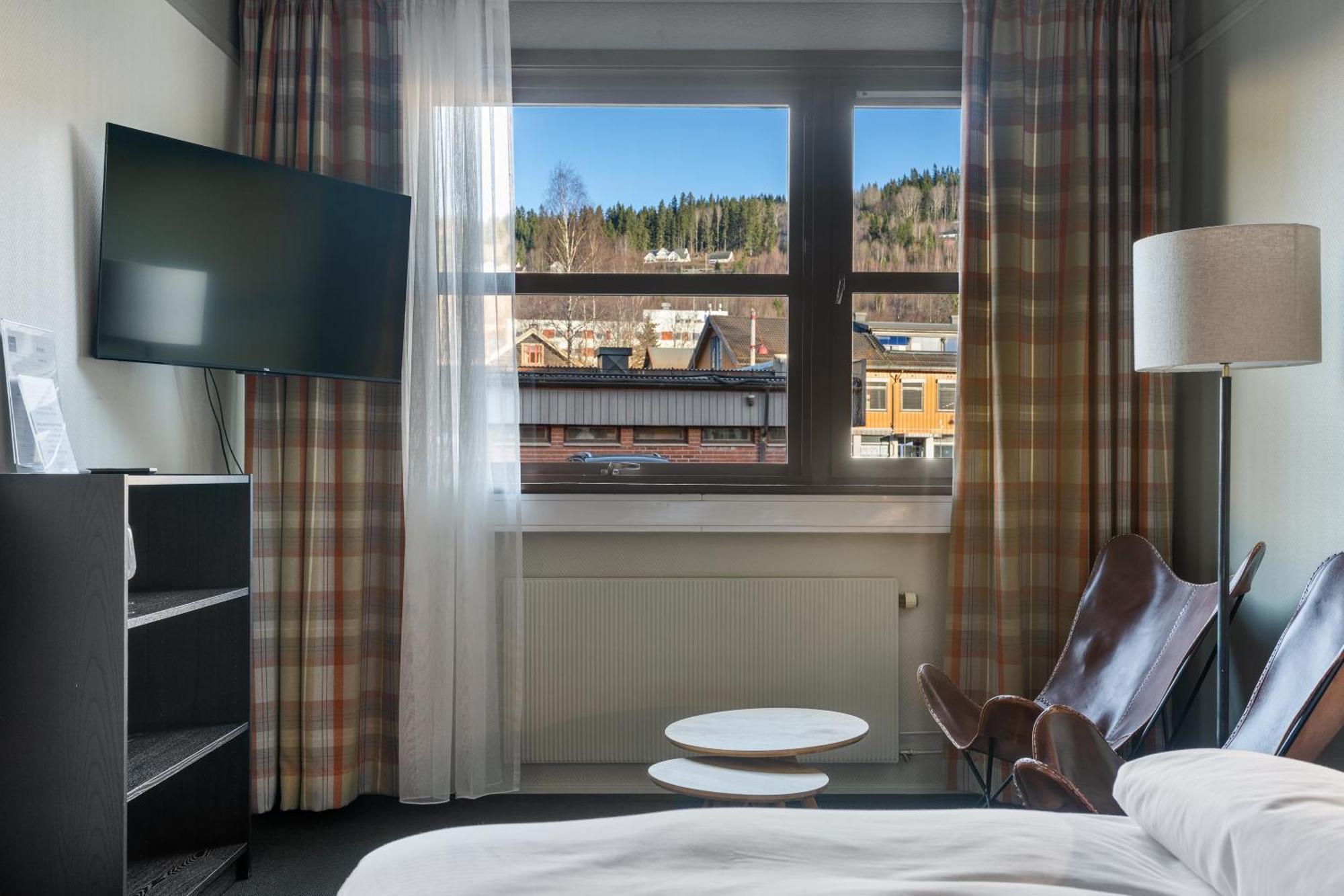 Standard Twin Room,1739379036:JPEG