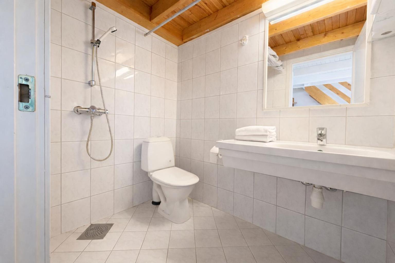 Standard Single Room,1769824165:JPEG