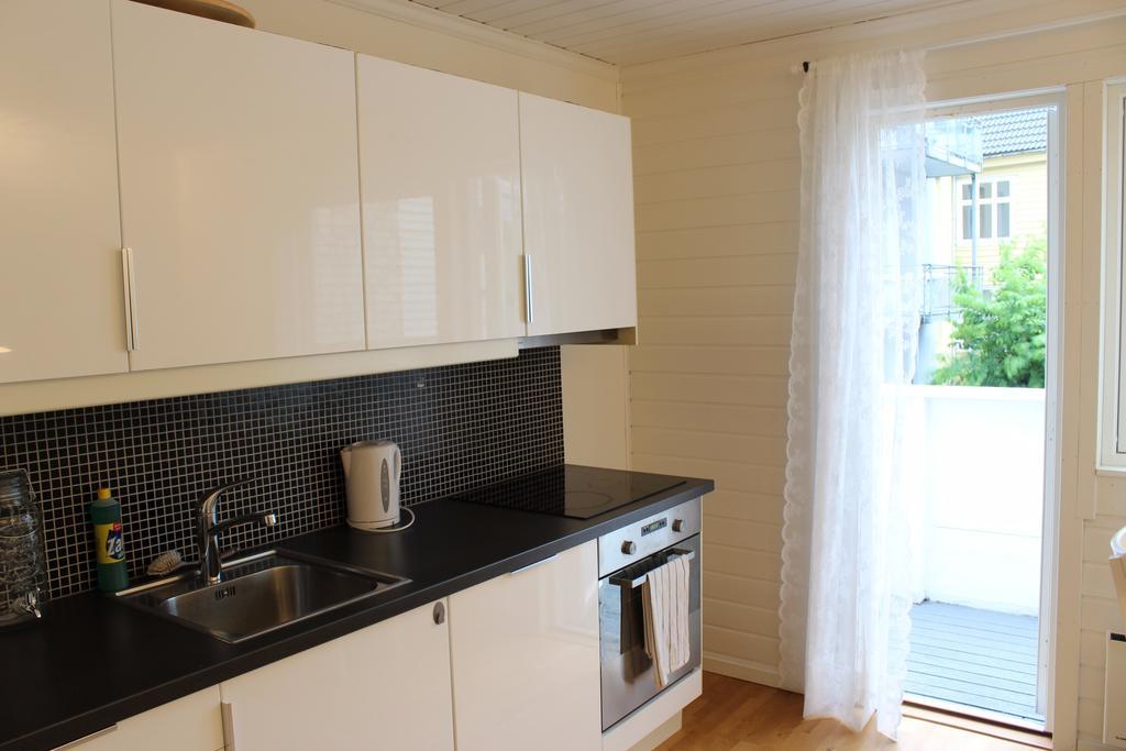 Apartment with Balcony,439640283:JPEG