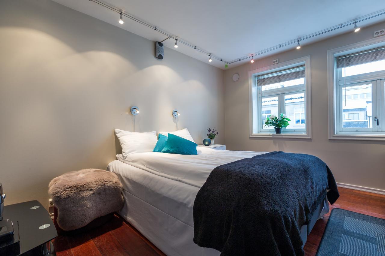 Studio Apartment,507652797:JPEG