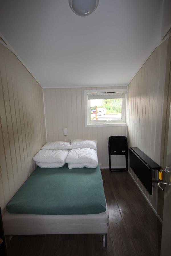Doppel-/Zweibettzimmer mit Gemeinschaftsbad
