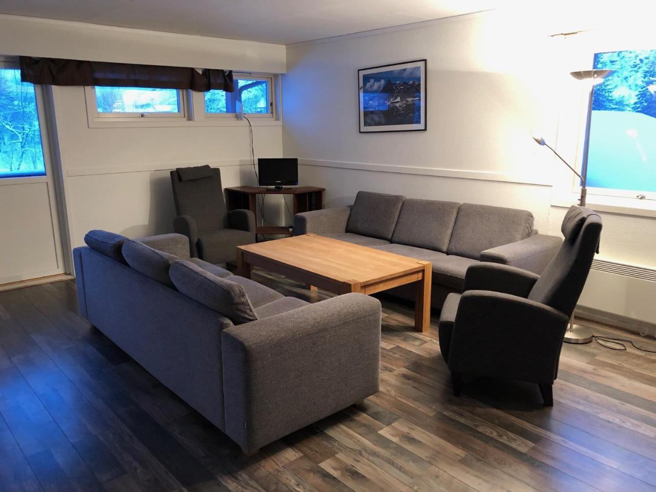 Four-Bedroom Holiday Home,758127664:JPEG