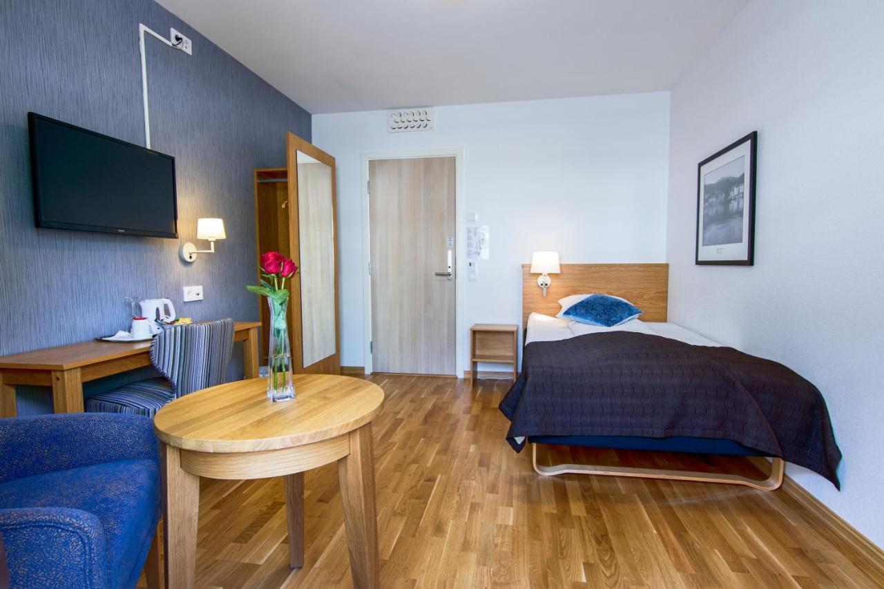 Single room,775609903:JPEG