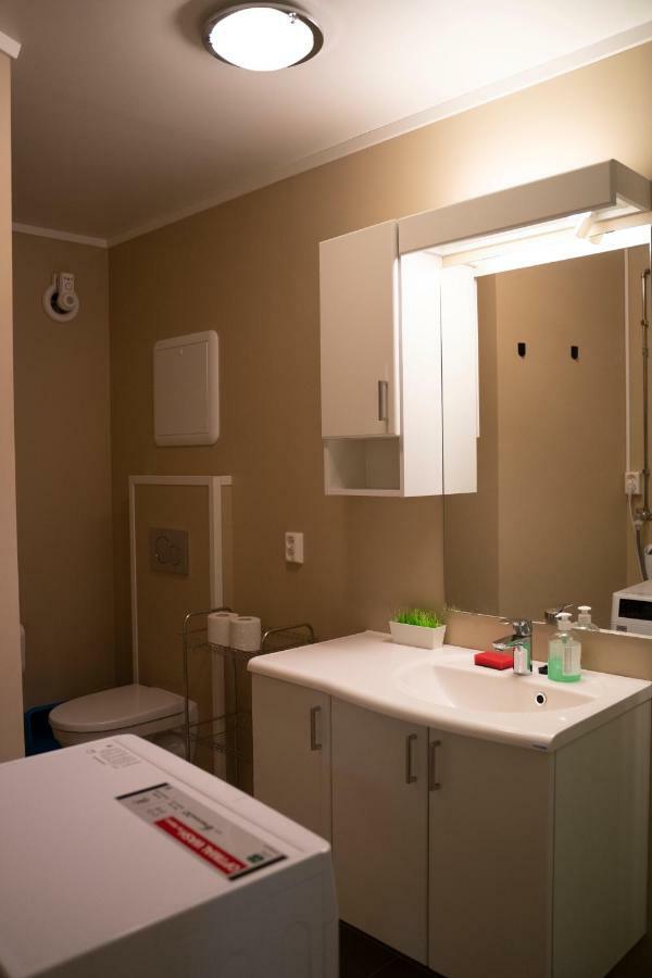 Chambre Double avec Toilettes Communes