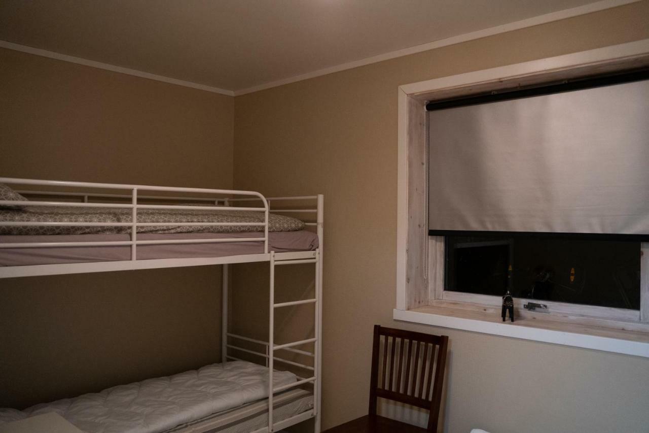 Chambre Triple avec Toilettes Communes