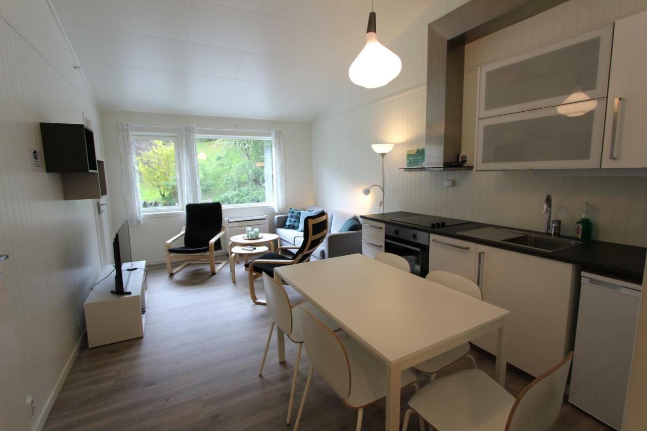 Two-Bedroom Apartment,885744001:JPEG