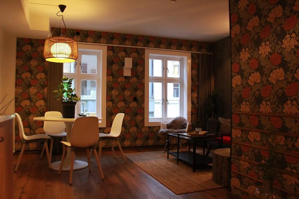 Home Again Apartments Nygata 16-1