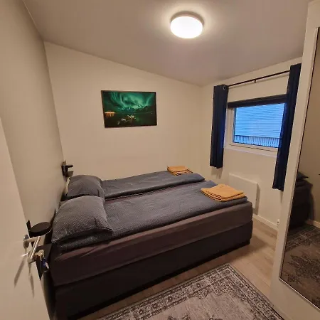 Northern Living 2 Room With Shared Bathroom-2