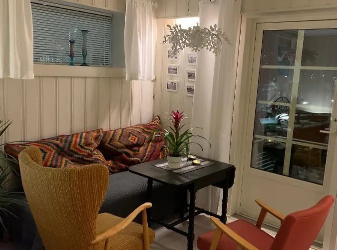 Private House-Terrace-Garden -Parking-Wifi-Smarttv Villa Trondheim