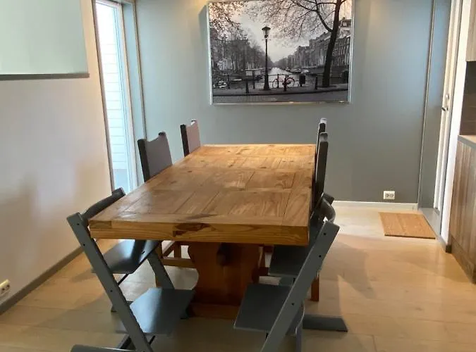 Cosy 4-Bedroom Home With Indoor Fireplace Stavanger