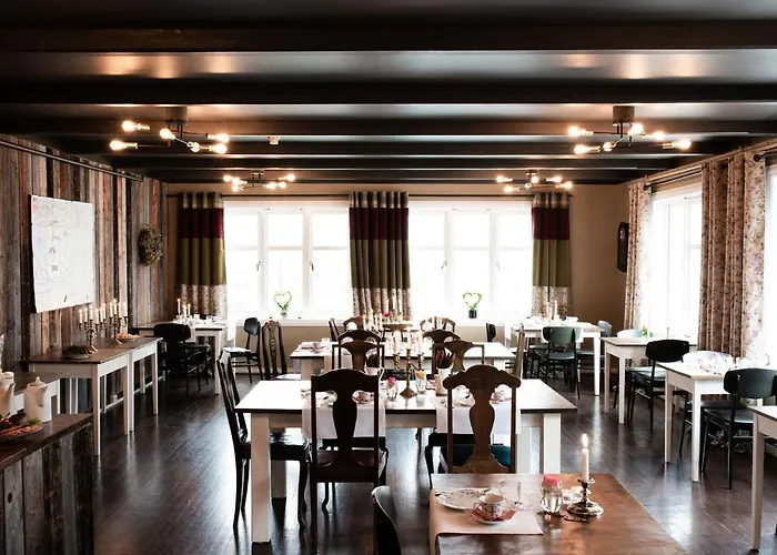 Hotels in Fjærland