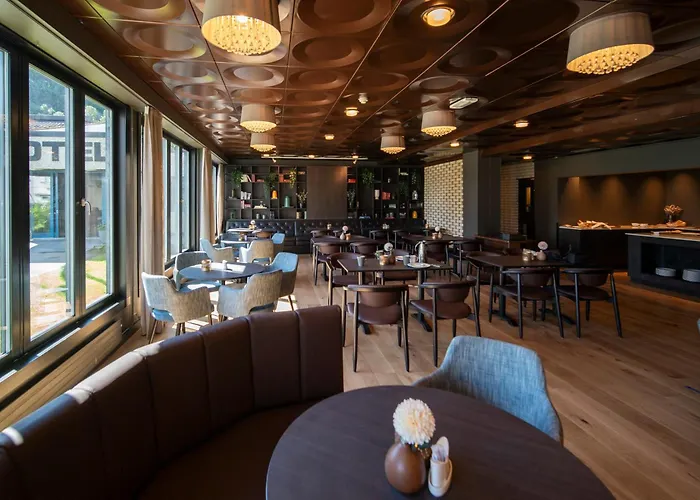 Stranda (More og Romsdal) Hotels