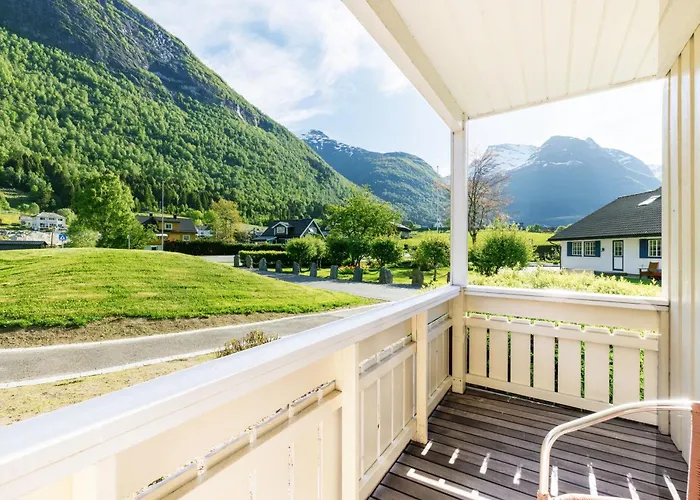 Hotel Loenfjord Loen