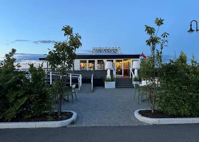 Asgardstrand Hotels