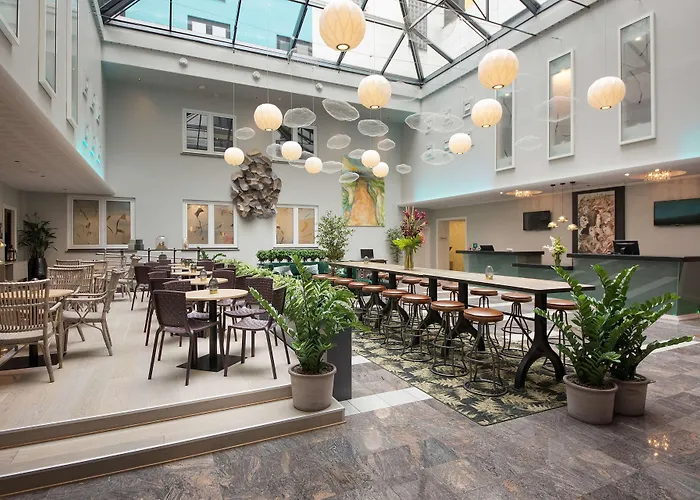 Bergen hotels near Natural History Collections